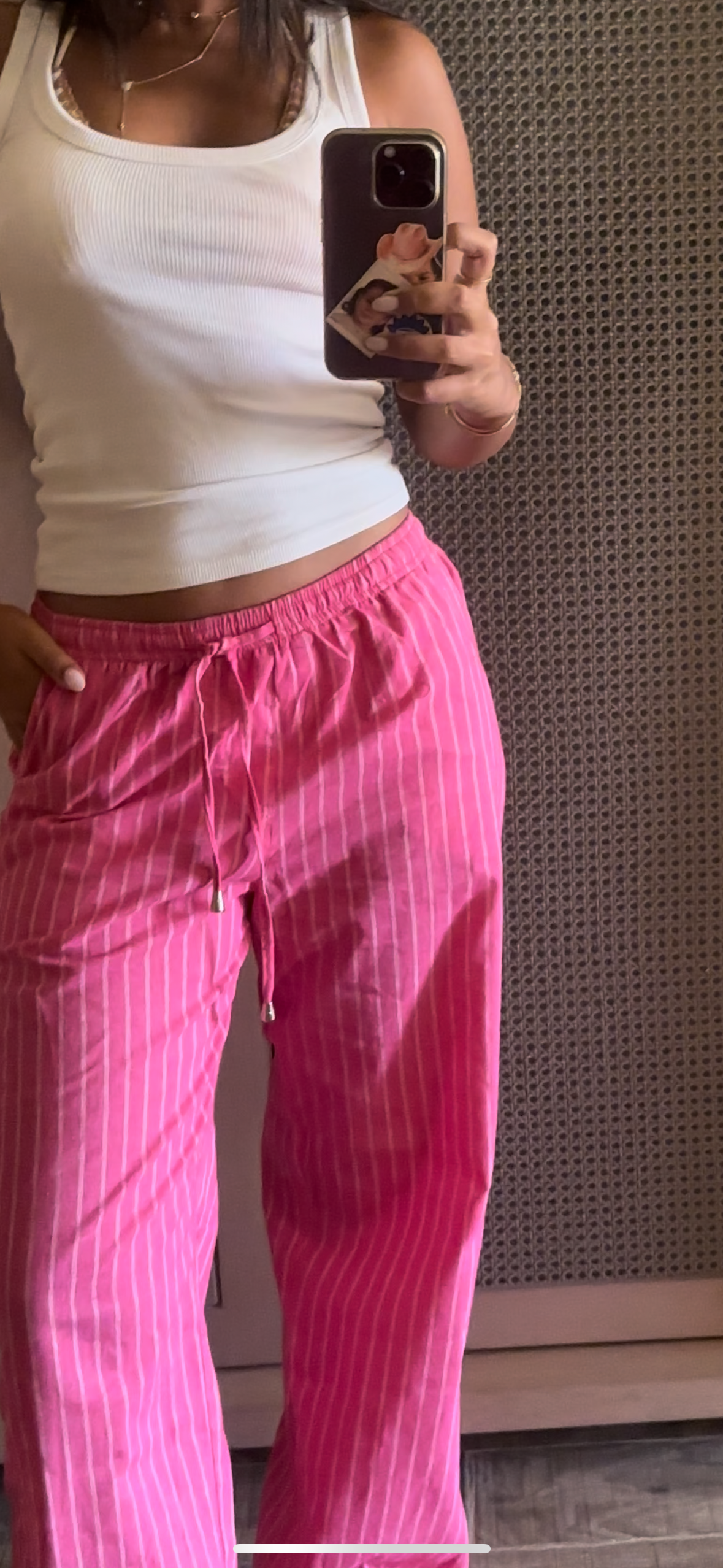 Cosmopolitan pants